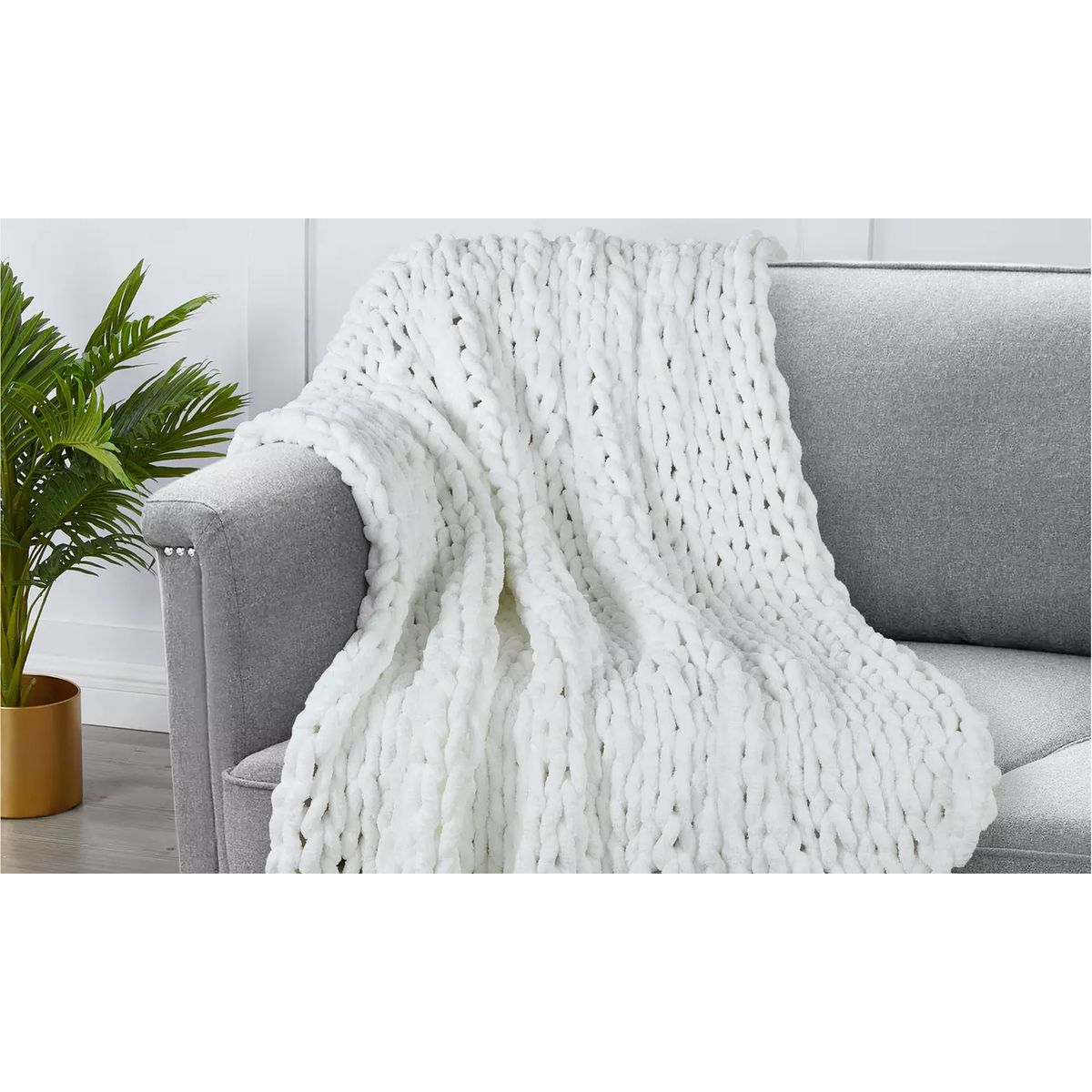 Chunky Chenille Plush Throw by Kathy Ireland, 50" x 60" - Cream