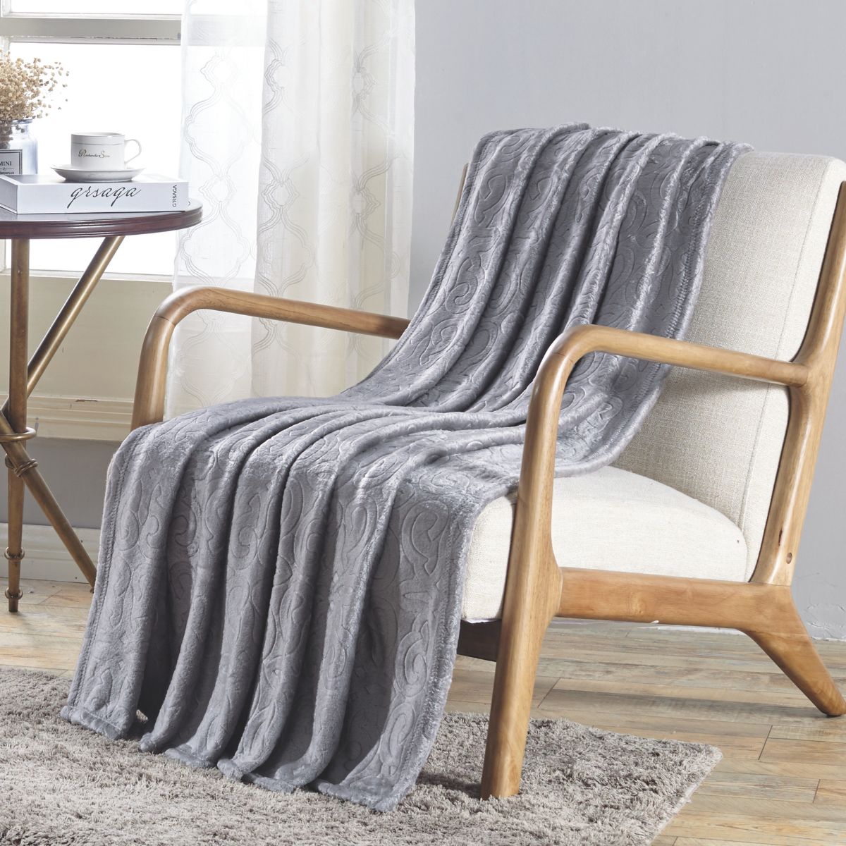 Large Cozy Throw Blanket (2-Pack) - Damask - Grey