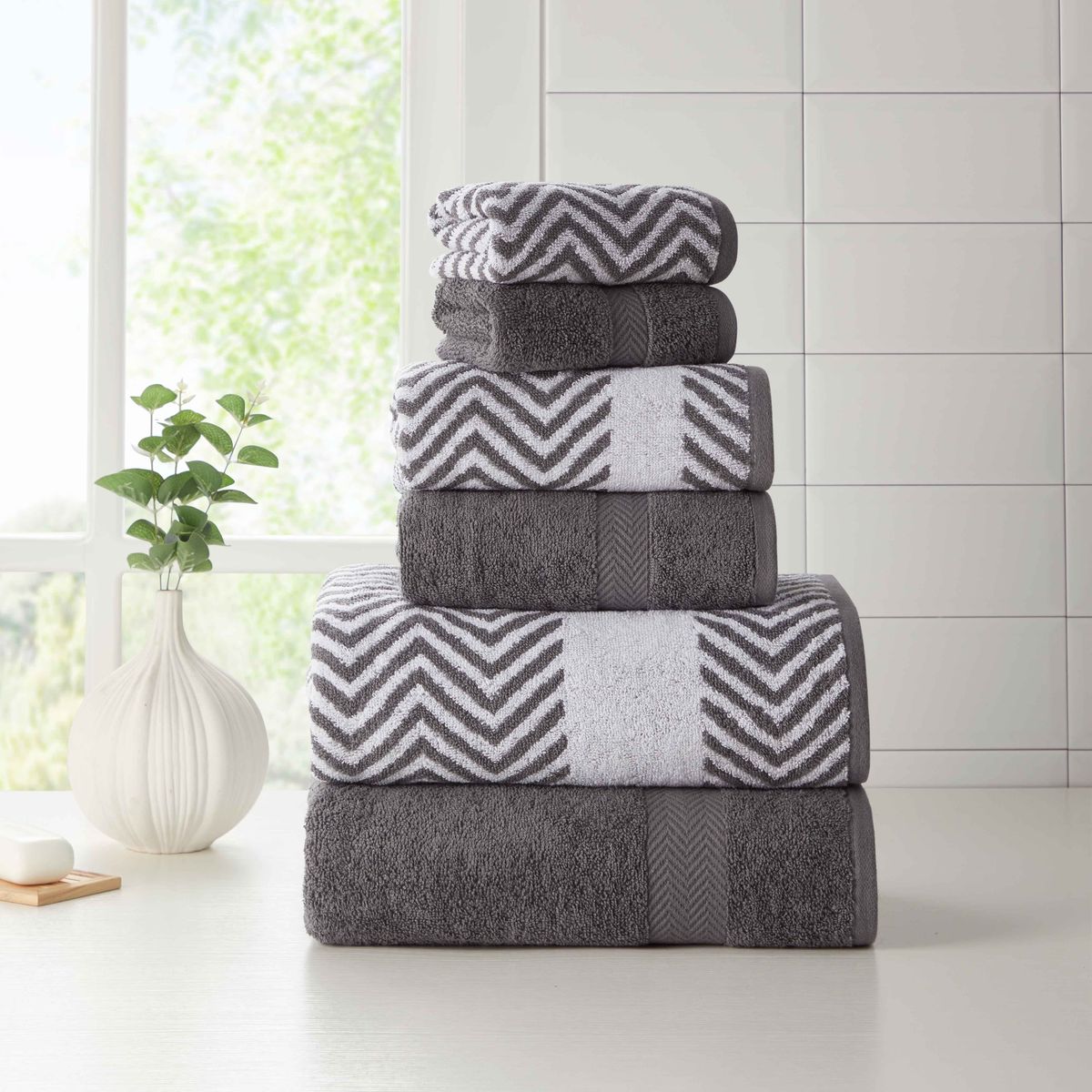 Kathy Ireland 6-Piece Chevron Jacquard Towel Set with LetsDry - Charcoal