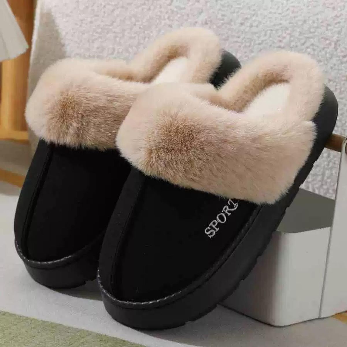 Women's Fuzzy House Slippers - Black, 7