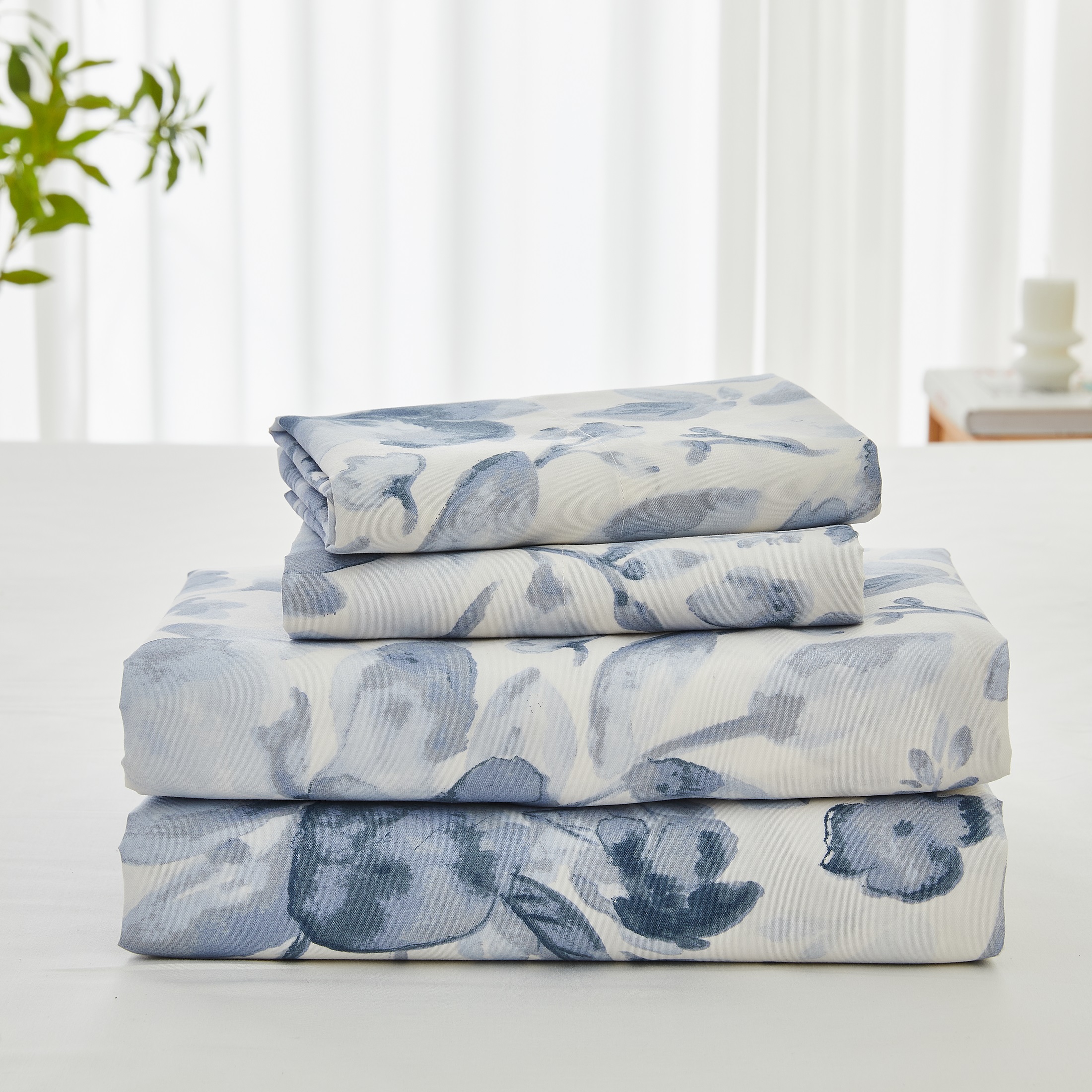 Kathy Ireland Extra Soft Printed  Sheet Set (4 Pieces) - Twin / Mist Floral