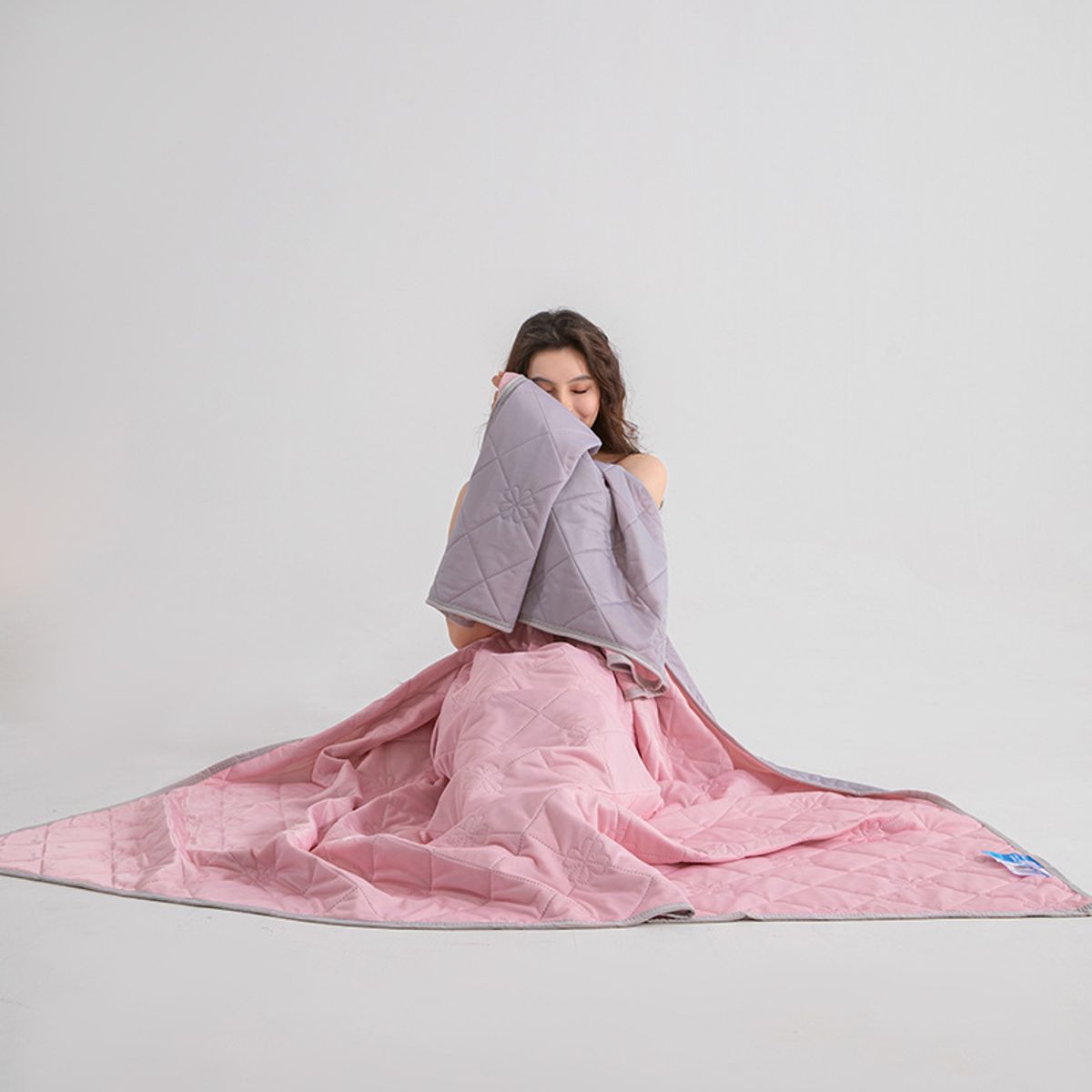Soft Cool Touch Summer Bed Quilt - Light Pink-71*79in