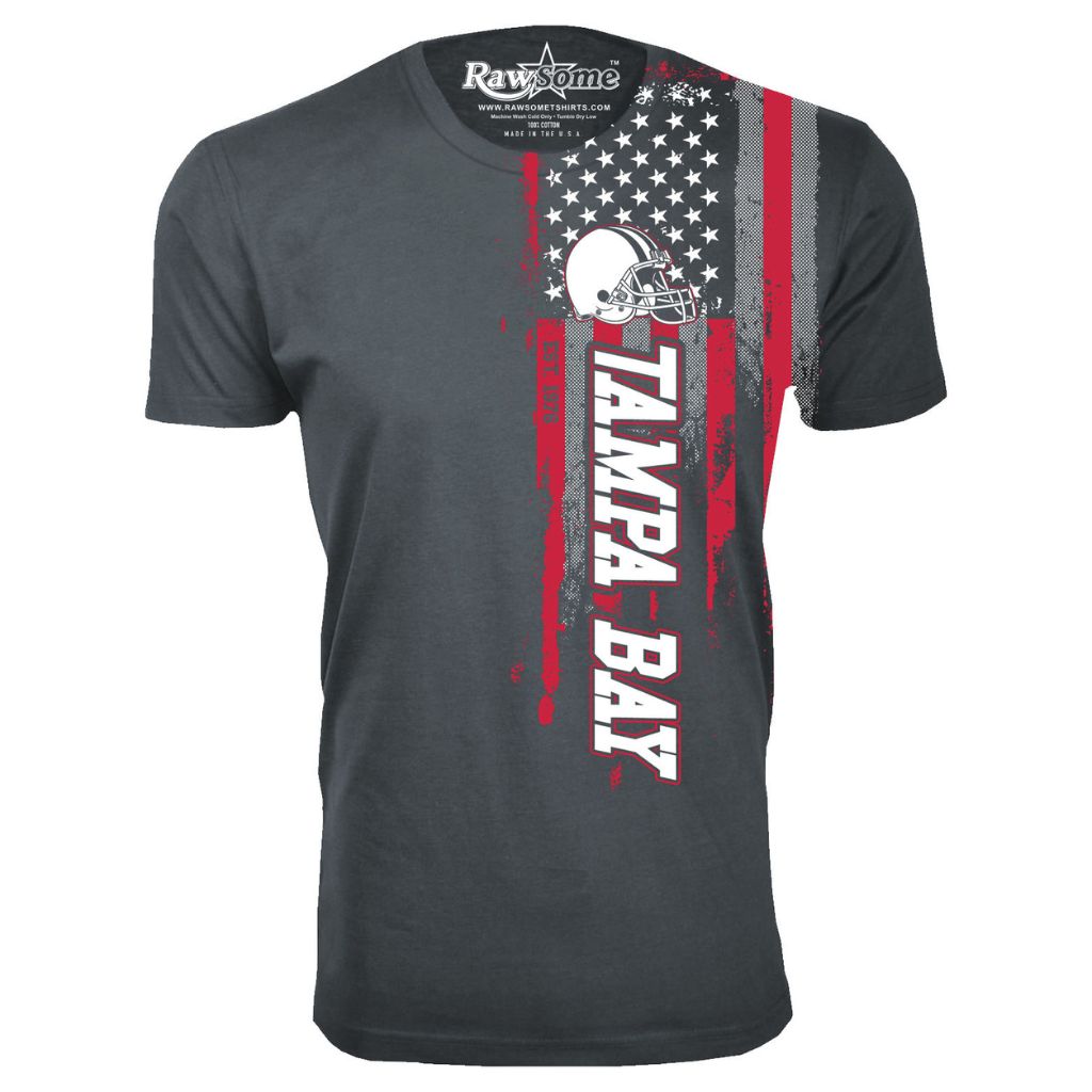 Men's Football USA Flag T-Shirt - Small - Tampa Bay