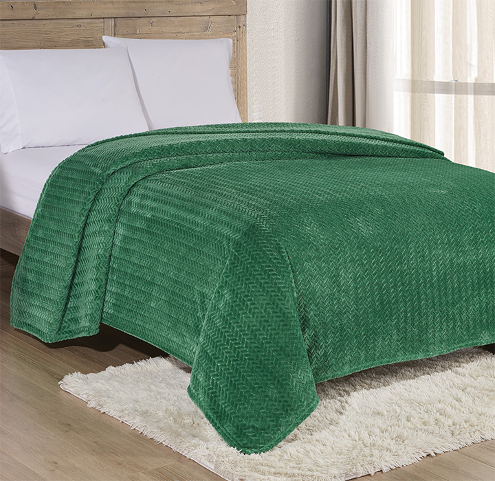 Sheradian Chevron Jacquard Braided Blanket - King- Green