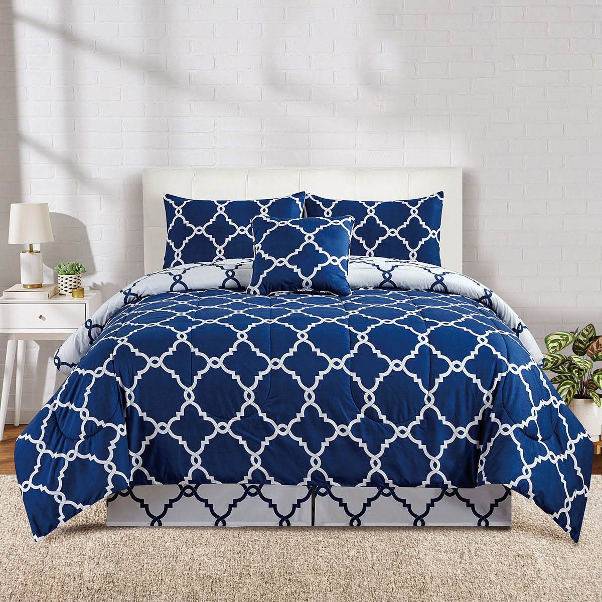 5-Piece Reversible Microfiber Bed Comforter Set - Twin / Quatrefoil Navy