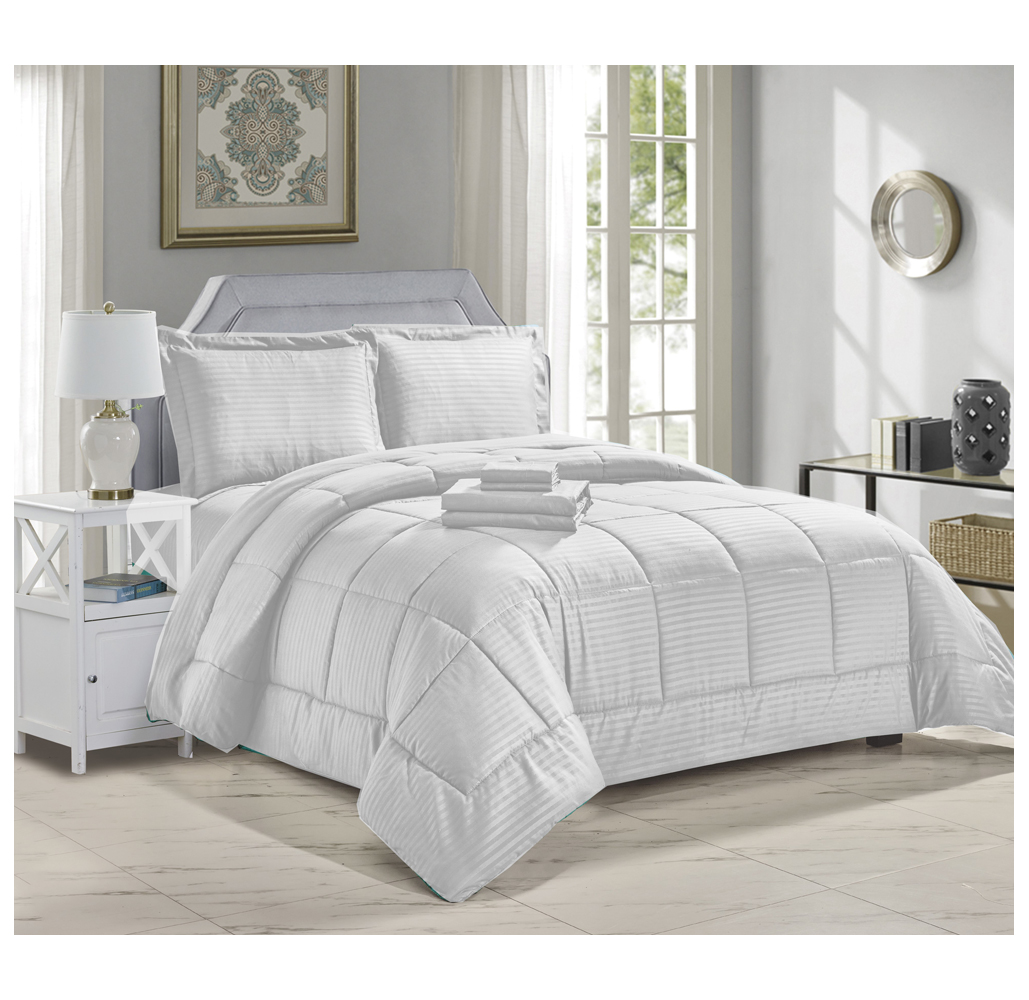 Manhattan Lights&reg; 8-Piece Stripe or Vine Microfiber Bed-in-a-Bag - Stripe - Queen - White