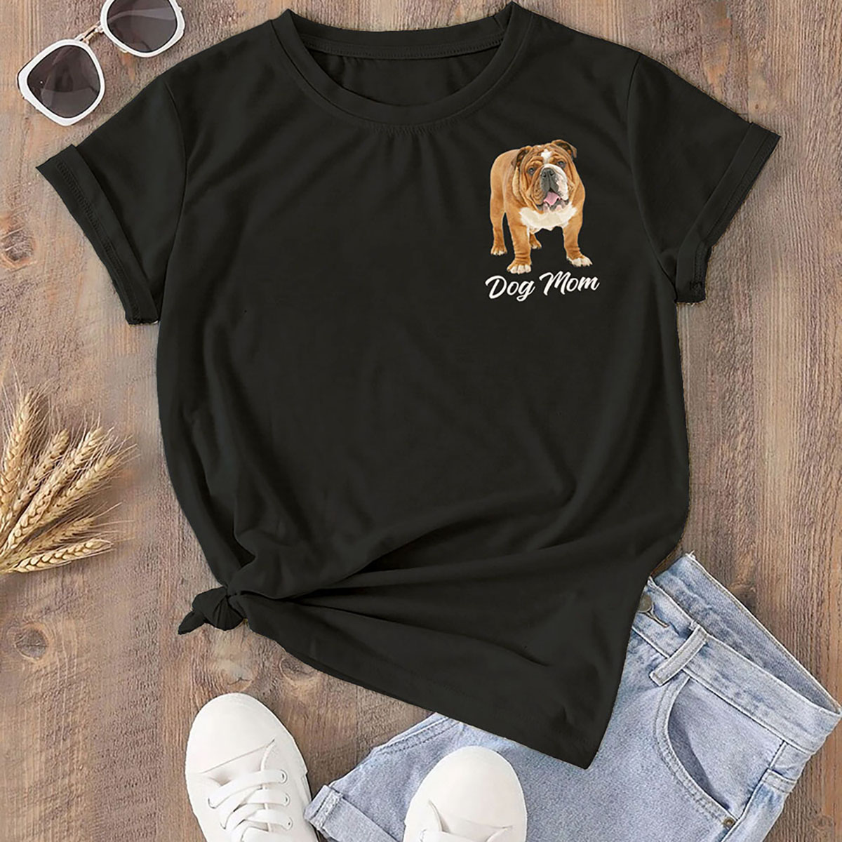 Women's 'Dog Mom' by Breed T-Shirt - English Bulldog - Black / S