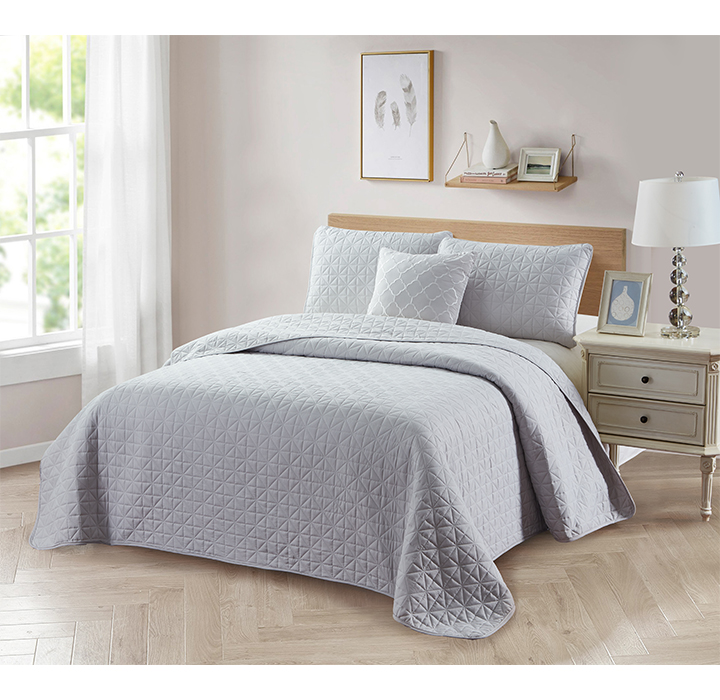 Bibb Home&reg; 4-Piece Solid Reversible Quilt Set - Twin - Silver