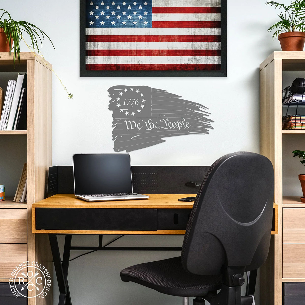 Distressed American Flag Wall Art - 11" x 18" / Raw Steel (can rust)