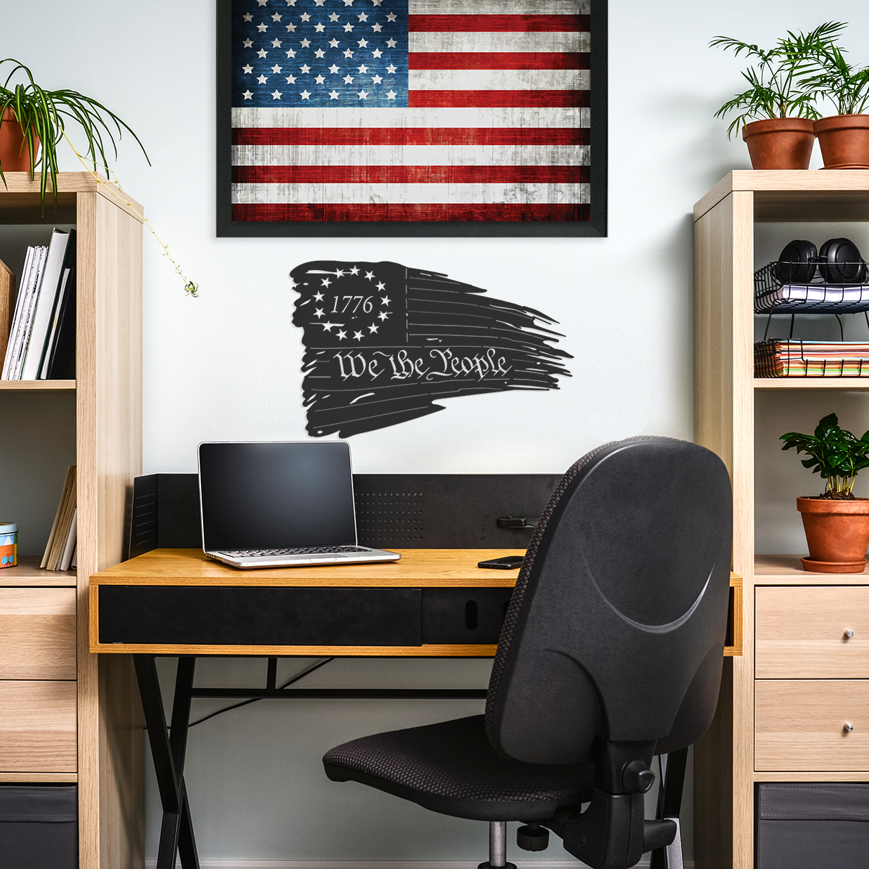Distressed American Flag Wall Art - 11" x 18" / Black Powder Coat