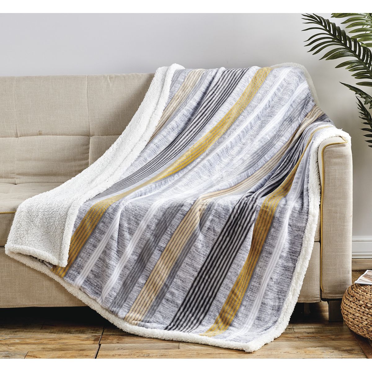 Noble House™ 50 x 60-Inch Printed Sherpa Throw - Noble House Printed Sherpa Throw