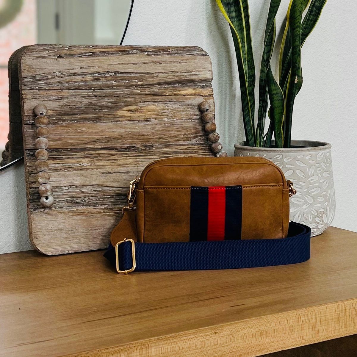 Threaded Pear Ava Crossbody Bag - Brown