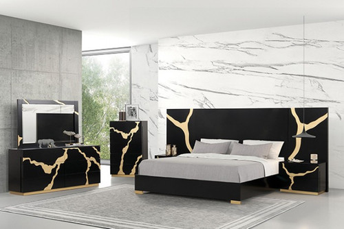 Goldsberg Queen Panel Bed w/ Extended Panel, Black/Gold (FM7425BK-Q-WP-BED)