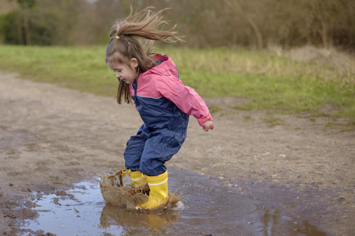 How to keep kids feet warm in wellies