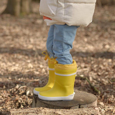 Big Puddle, Yellow water resistant wellies
