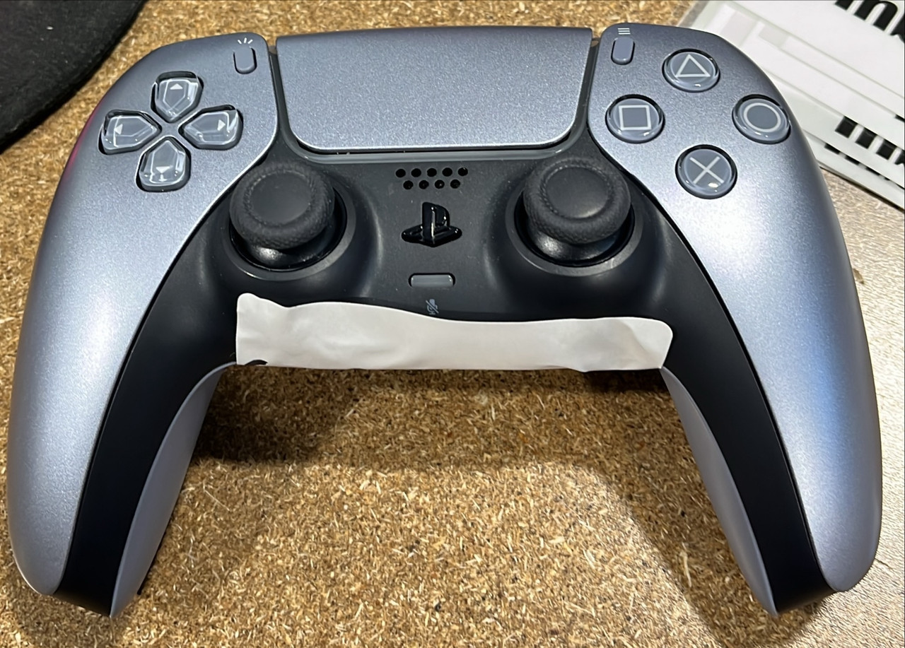 PlayStation DualSense Wireless Controller - Sterling Silver | Scratch & Dent | MX00243