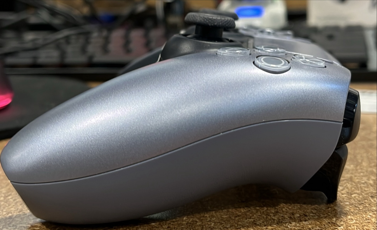 PlayStation DualSense Wireless Controller - Sterling Silver | Scratch & Dent | MX00243