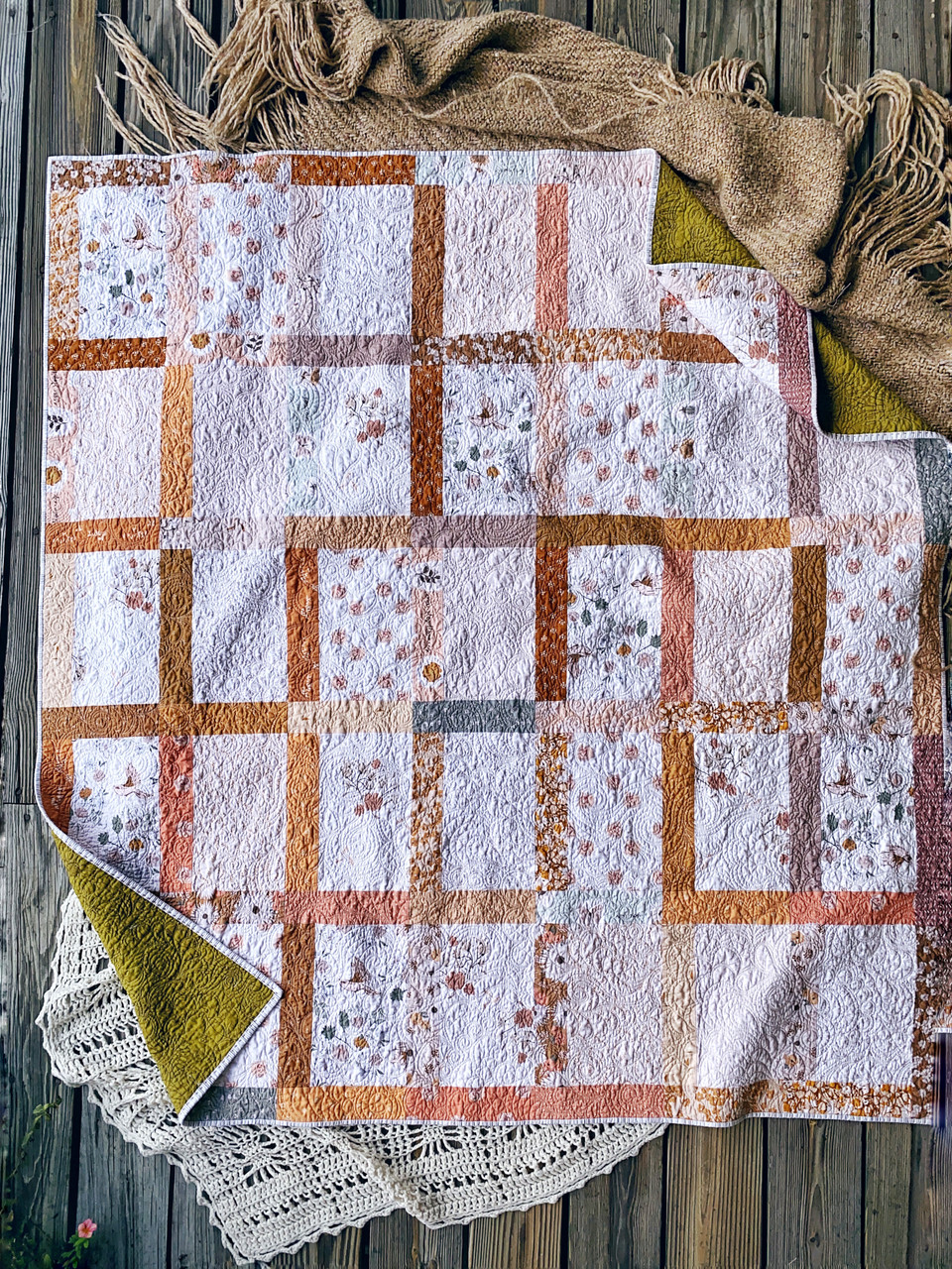 LaLa Fancy Quilt Pattern - Paper Pattern - Meander + Make