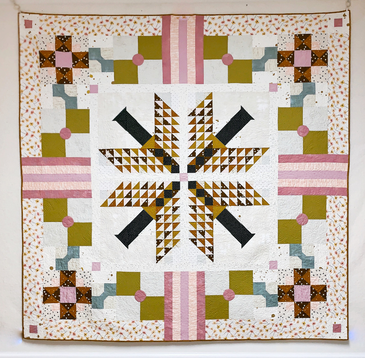 Happyfolk Quilt Pattern - Paper Pattern - Meander + Make