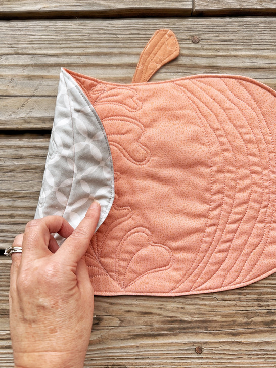 Pumpkin Spice Placemat Pattern by Melanie Traylor - PAPER BOOKLET