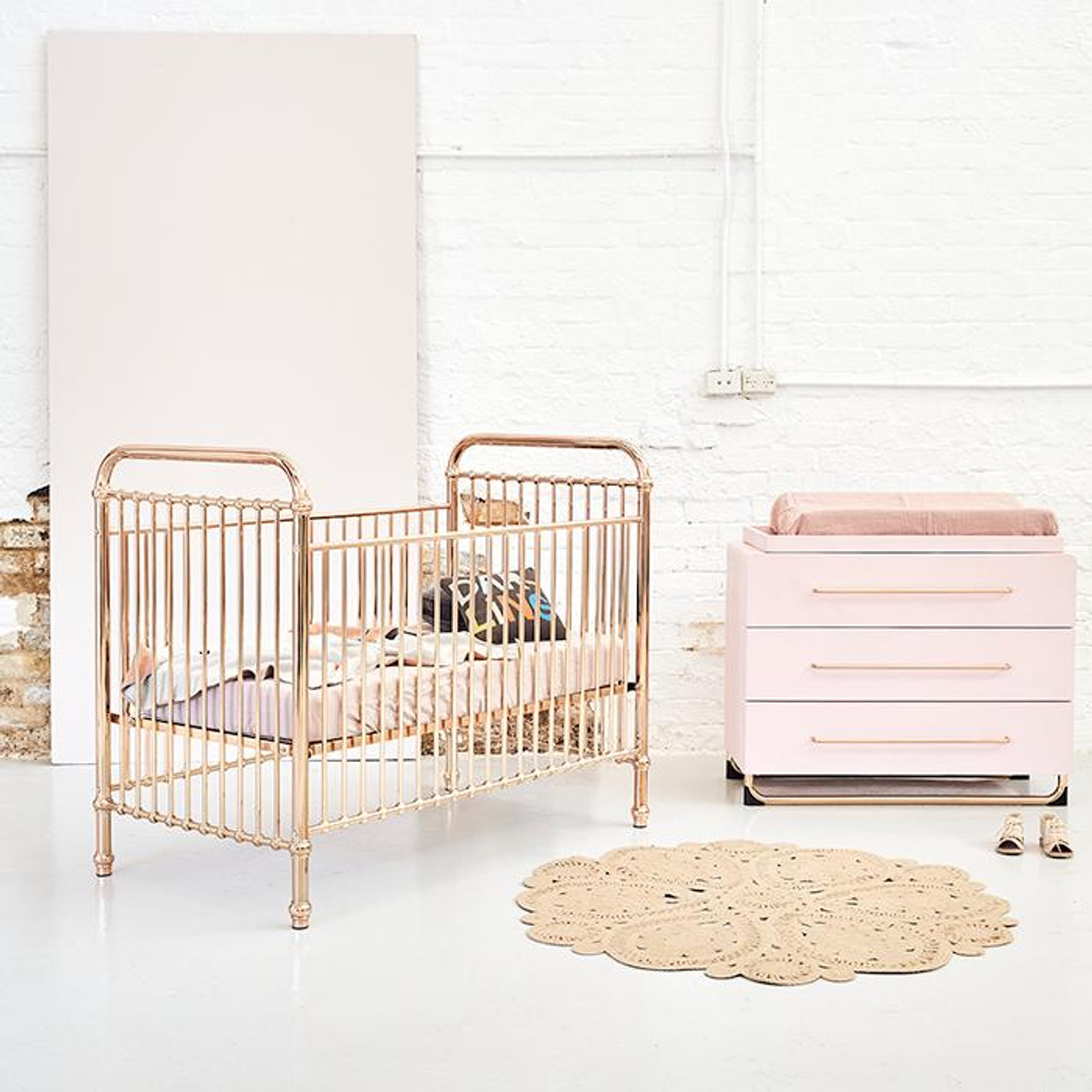 Rose gold sales baby cot