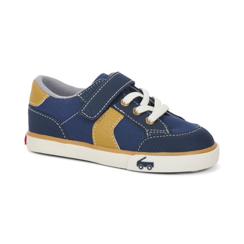 Side Angle View of the Connor Navy Side Angle View of the Connor Navy
