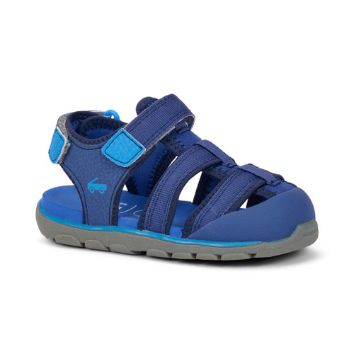 Side Angle View of the Wilder II Navy
