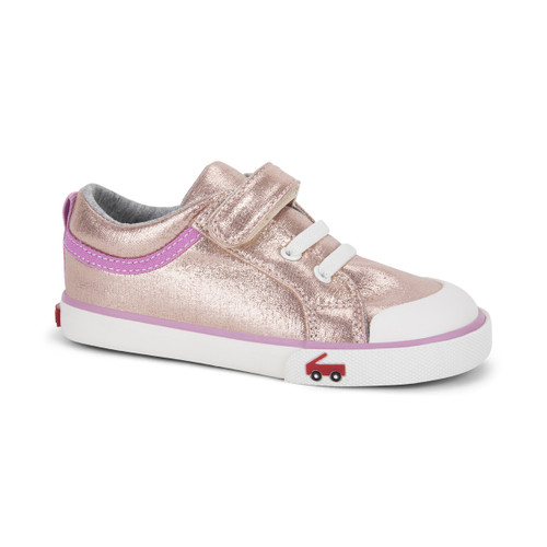 Front-Right Side view of Kristin Rose Shimmer shoe Front-Right Side view of Kristin Rose Shimmer shoe
