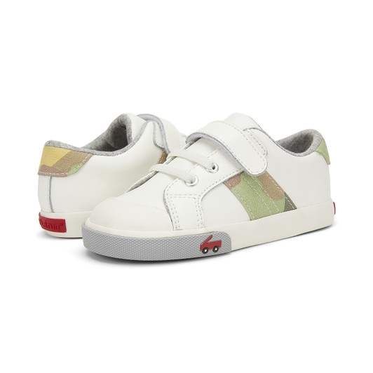 Lucci White Leather shoe pair Lucci White Leather shoe pair