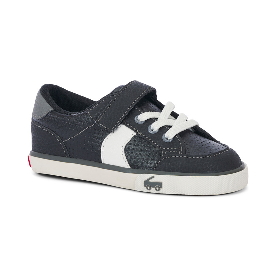 Side Angle View of the Connor Black Leather Side Angle View of the Connor Black Leather