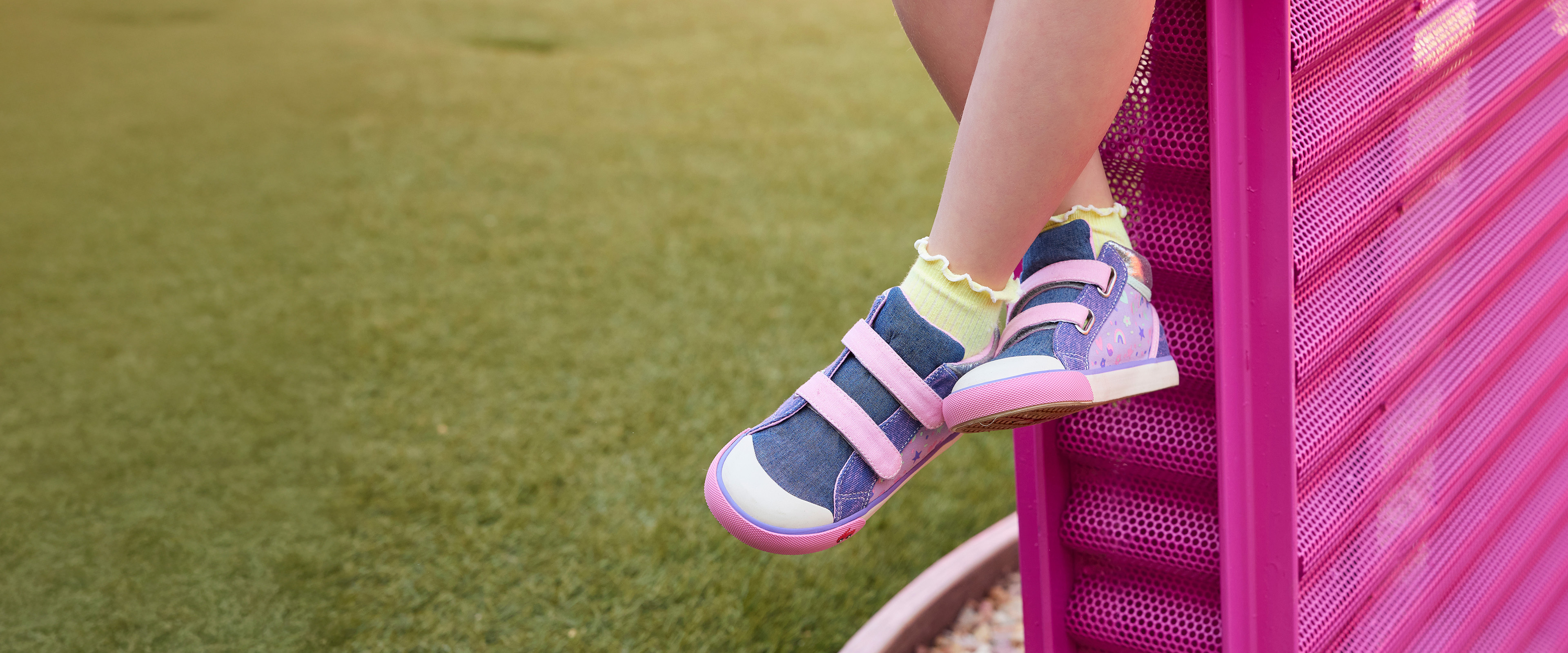 Girl wearing Spring 2026 ReRun style, Kya Purple/Multi