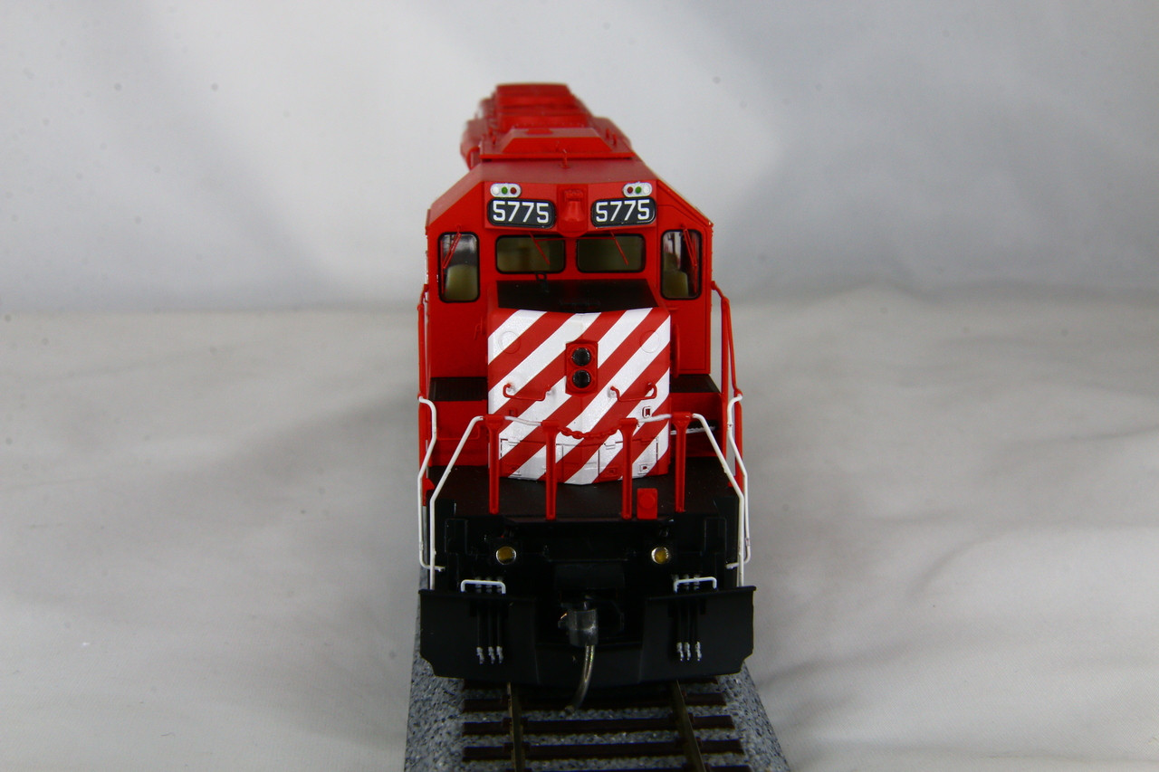 49336S-03 - InterMountain - HO SD40-2 Locomotive Canadian Pacific