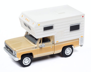 30673 - Classic Metal Works HO 1977 Chevrolet Camper Pickup Truck - Neutral/ Tan 30673 - Classic Metal Works HO 1977 Chevrolet Camper Pickup Truck - Neutral/ Tan
