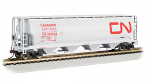 19113 - Bachmann HO Canadian 4 Bay Cylindrical Grain Hopper - Canadian National #382005 19113 - Bachmann HO Canadian 4 Bay Cylindrical Grain Hopper - Canadian National #382005