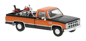 19662 - Brekina HO - 1981 GMC Sierra Grande Pickup Truck With Motorcylce Load - Assembled -- Black, Orange