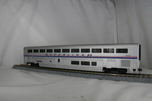 932-6101 - Walthers - HO Scale 85' Superliner II - Coach Amtrak #34102-34139