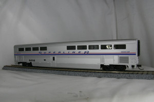 932-6131 - Walthers - HO Scale 85' Superliner II - Dining Car Amtrak #38039-38068