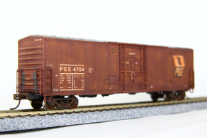 300104 - Proto 1000 - 50' Newsprint Box Car PGE 4704