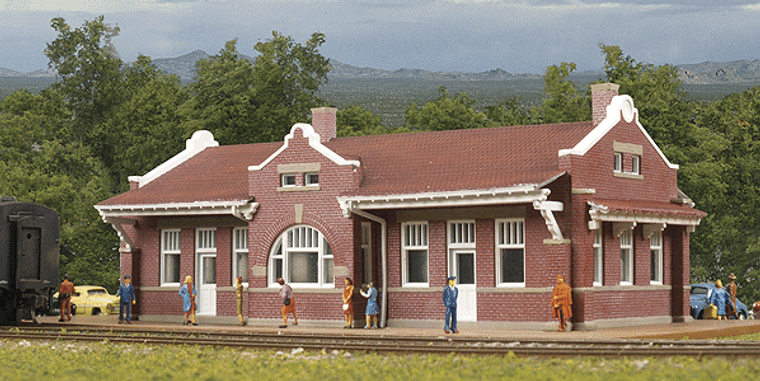 933-3804 - Walthers Cornerstone N Santa Fe-Style Brick Freight House