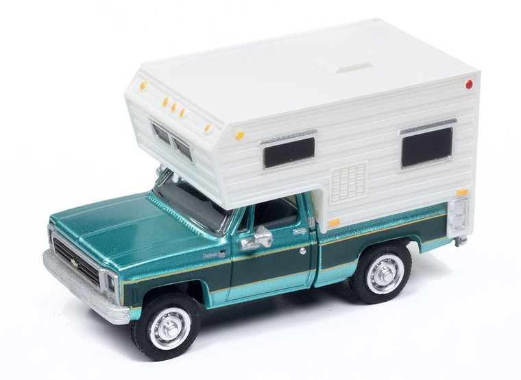 30672 - Classic Metal Works HO 1977 Chevrolet Fleetside Camper Pickup Truck - Assembled -- Light Green Poly & Dark Green