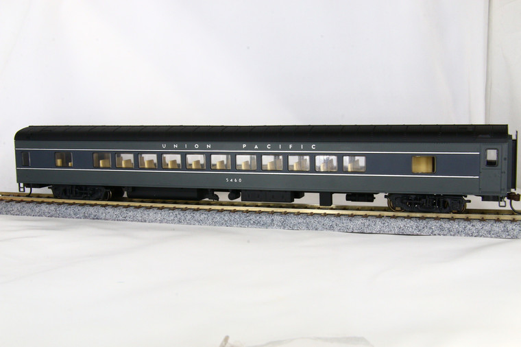 R6705 - Rivarossi - Coach Union Pacific Two Tone Gray #5460