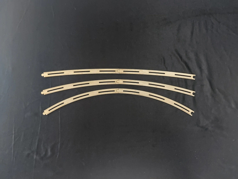 Oak Hill Model Railroad Track Supply - Curved Rail-Flow Guide 18" Radius