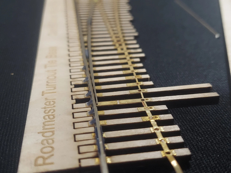 Oak Hill Model Railroad Track Supply - HO Rail Braces 12-Pack
