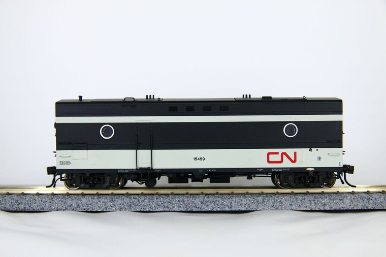 107118 - Rapido - Steam Generator Car, Canadian National (Wet Noodle) #15459