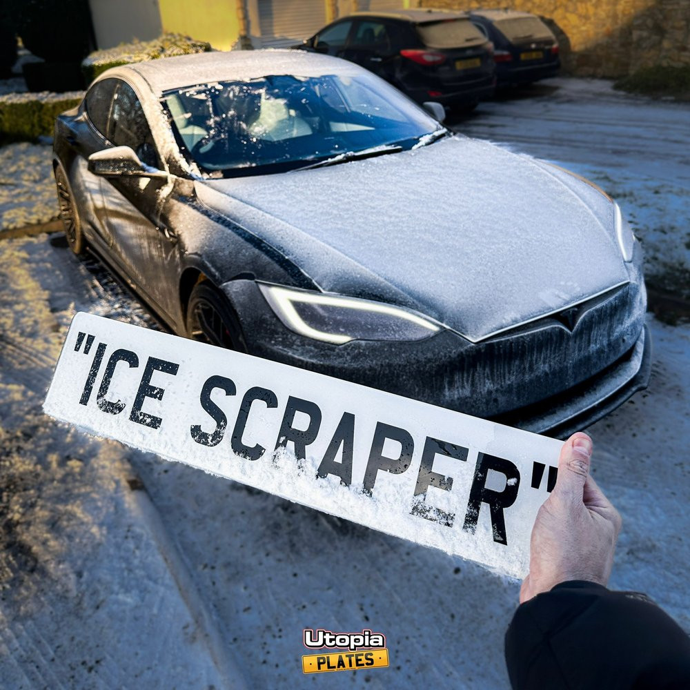 ICE SCRAPER