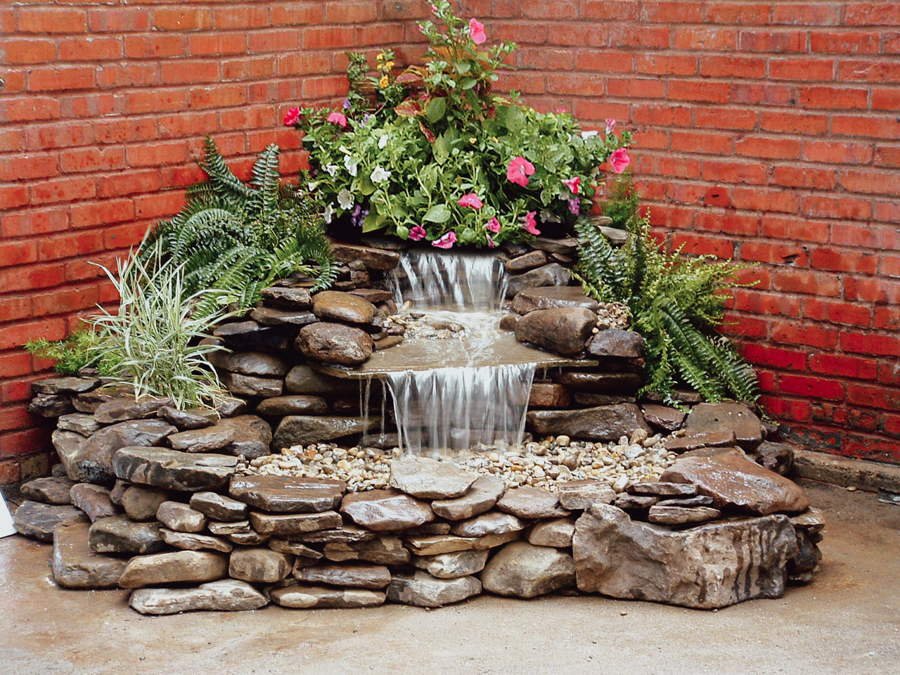 DIY Corner Cascade Falls Waterfall Box | Blue Thumb