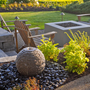 16-inch ribbed sphere gray granite fountain 16-inch ribbed sphere gray granite fountain