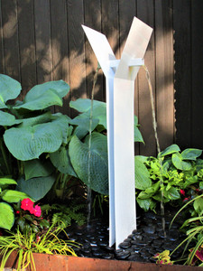 MOD Y2 Fountain - White