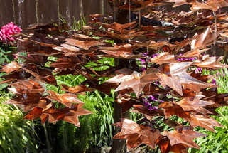 Metal Fountains vs. Concrete Fountains: Which One is Better for Your Home or Business?