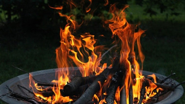 Why a Sugar Kettle Fire Pit Is Your Outdoor Seating Game Plan